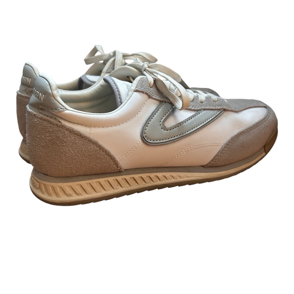 Women’s Tretorn Kristine Grey/White Casual Sneaker -Size 8M